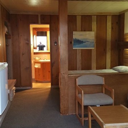 Sunset Oceanfront Lodging Бандон Экстерьер фото