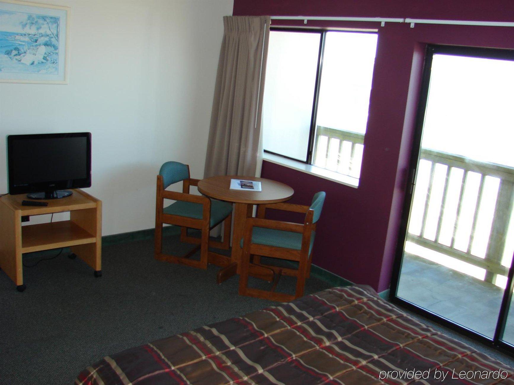 Sunset Oceanfront Lodging Бандон Экстерьер фото