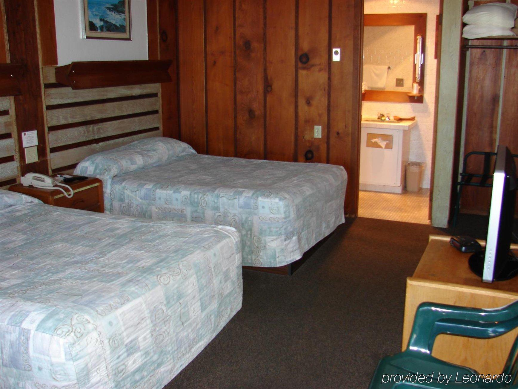 Sunset Oceanfront Lodging Бандон Экстерьер фото