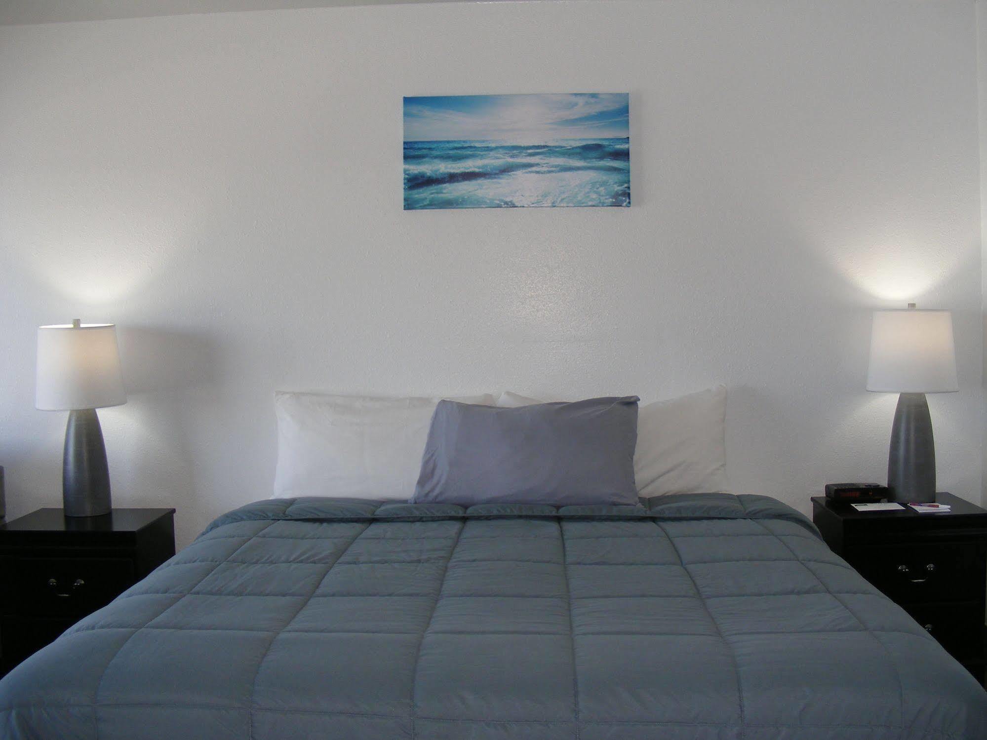 Sunset Oceanfront Lodging Бандон Экстерьер фото