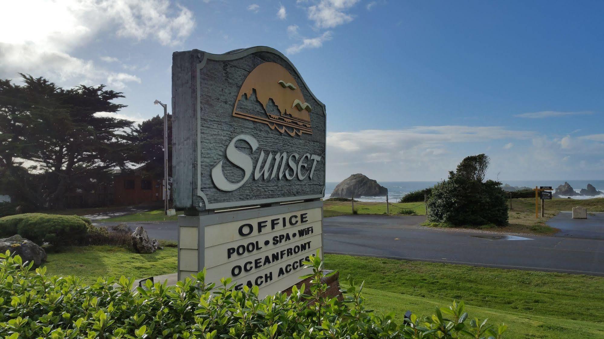 Sunset Oceanfront Lodging Бандон Экстерьер фото